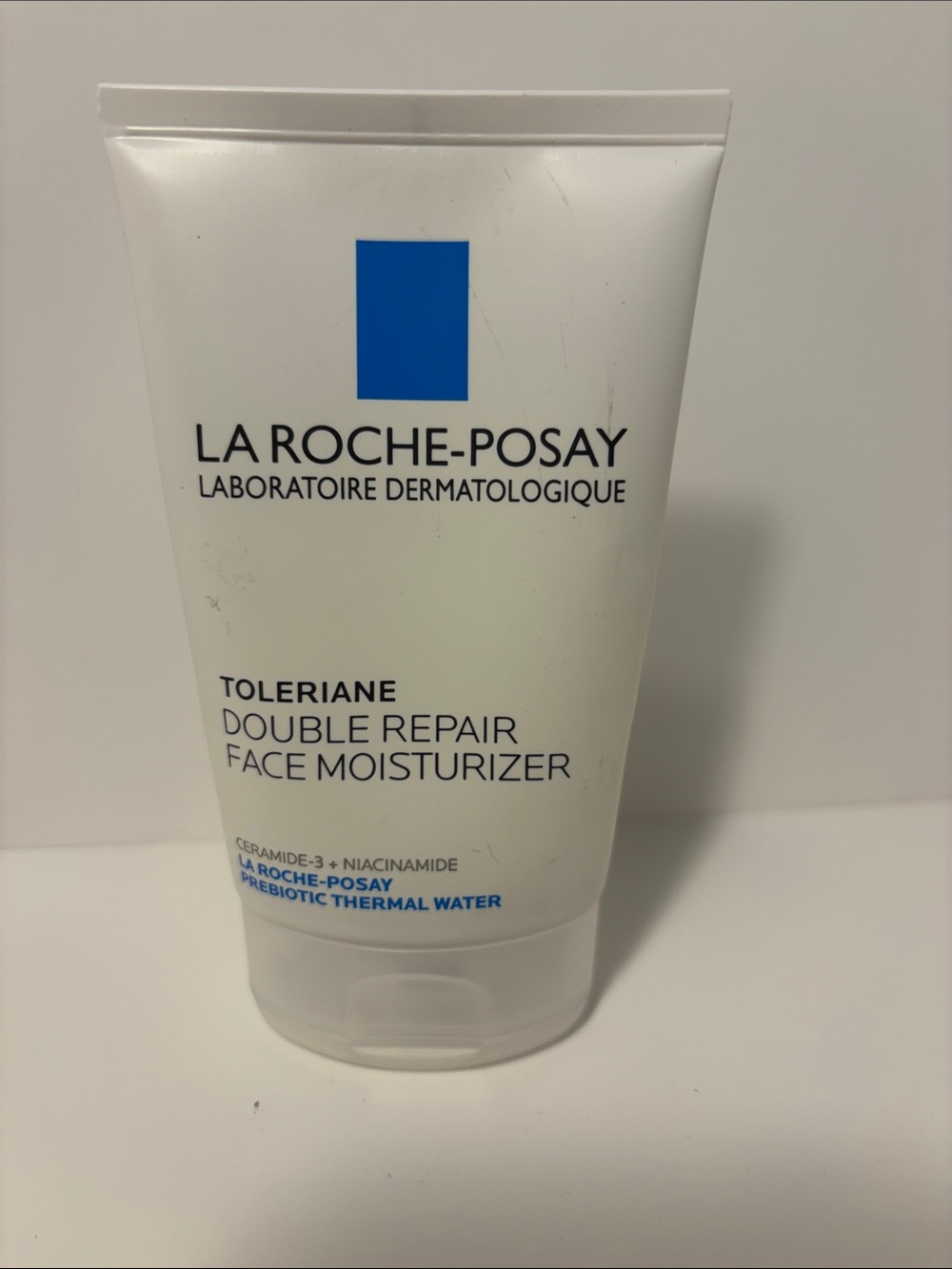 Toleriane Double Repair Face Moisturizer - White/Blue